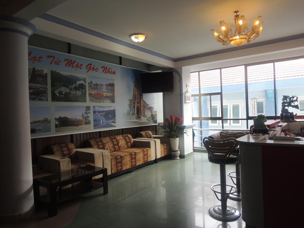 Y Lan Hotel Da Lat Exterior photo